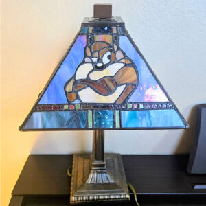 Warner Bros. Bugs Bunny and Tasmanian Devil Taz stained glass Tiffany Style Lamp